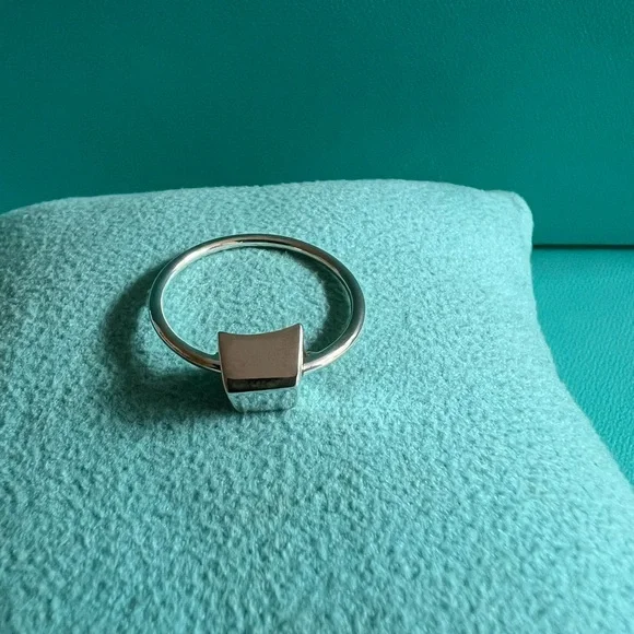 🌸🌸 Authentic Tiffany & Co. Frank Gehry Torque Bead Ring - Picture 4 of 6